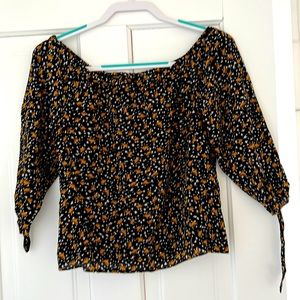 Super cute Madewell of the shoulder silk blouse